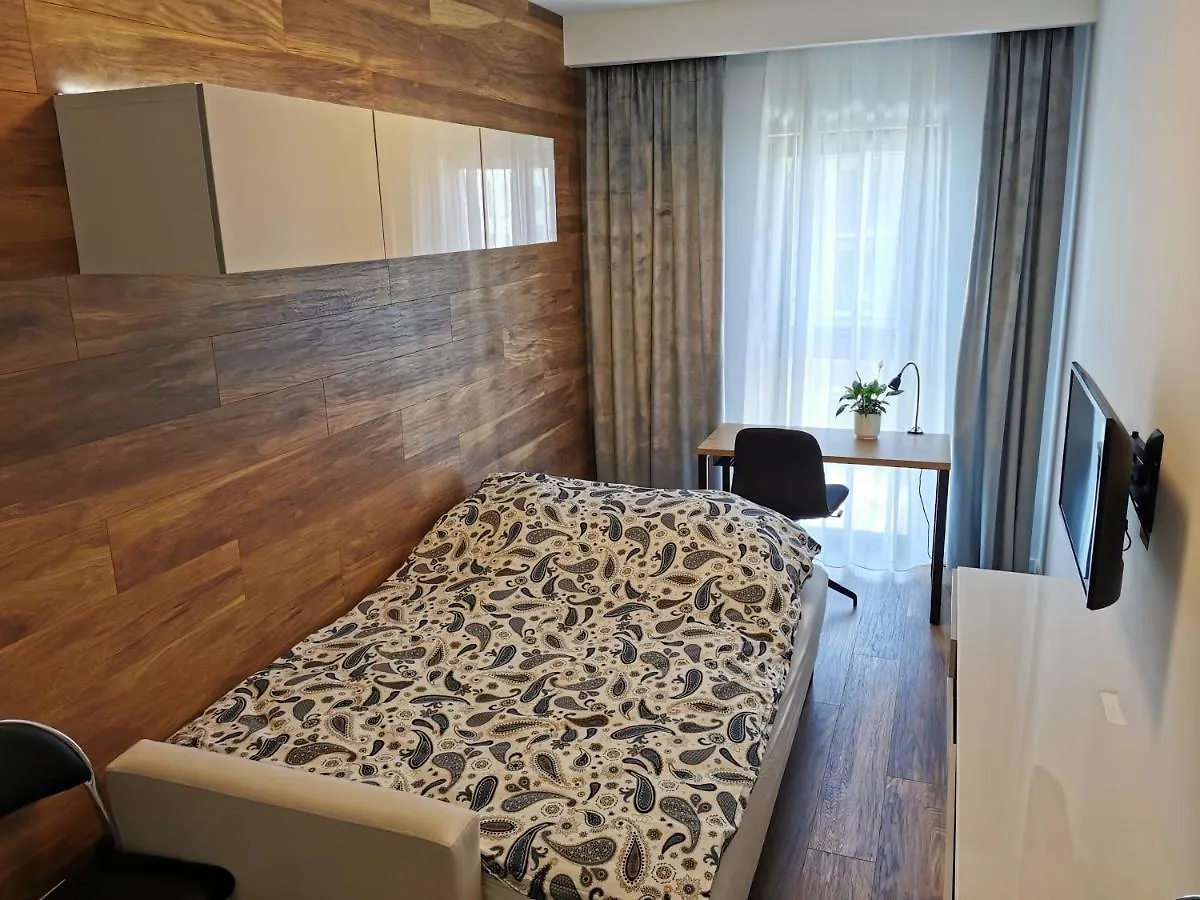 Zajezdnia Wrzeszcz Apartamenty Gdansk 0*,  Poland